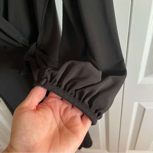 Ann Taylor Wrap Dress Womens 10 Black Classic Slinky Classy 3/4 Sleeve Corporate - Picture 4 of 13